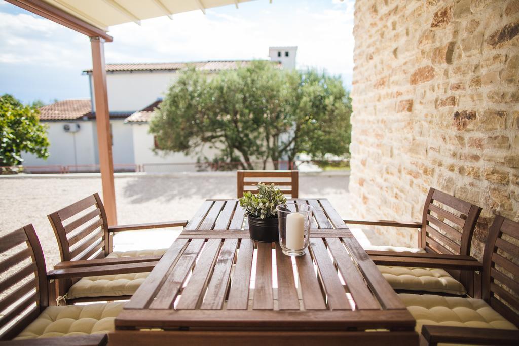 Olive Tree Apartments Vodice Esterno foto