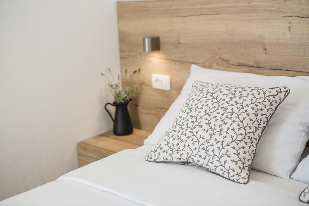 Olive Tree Apartments Vodice Esterno foto